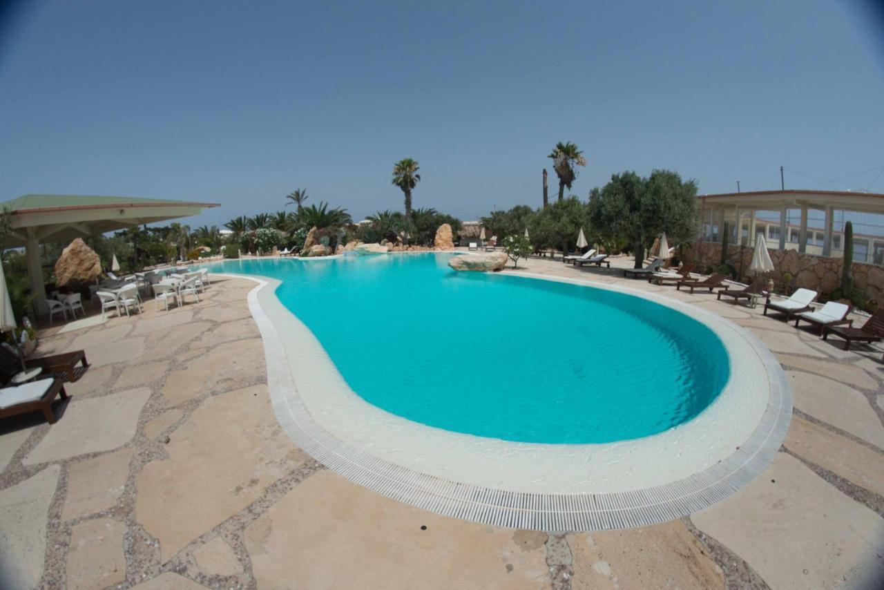 Cupola Bianca Resort Lampedusa Exterior photo
